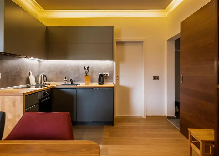 The Honeycomb Hideaway By Flat Mаnager Апартамент