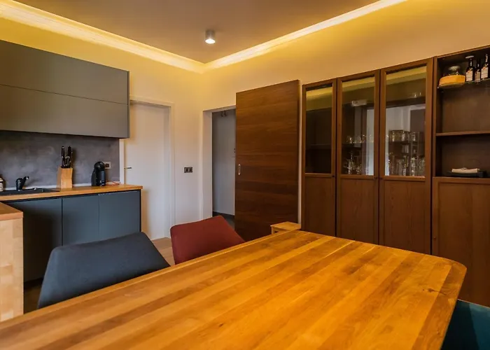 Апартамент The Honeycomb Hideaway By Flat Mаnager