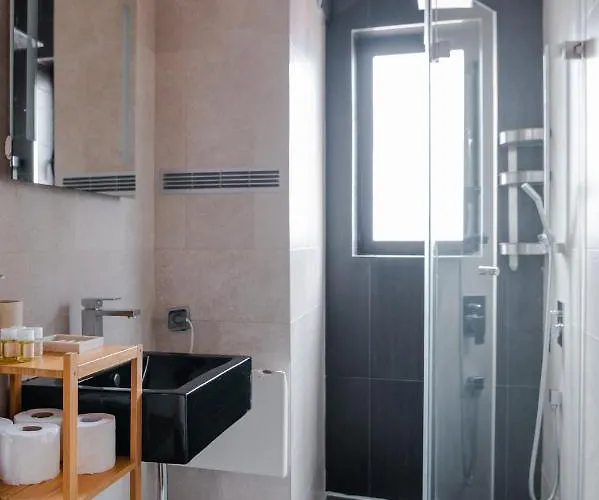 The Honeycomb Hideaway By Flat Mаnager *