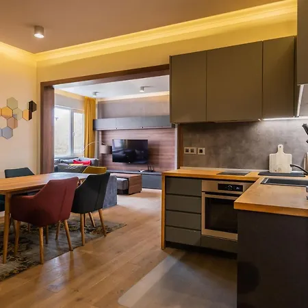 The Honeycomb Hideaway By Flat Mаnager *