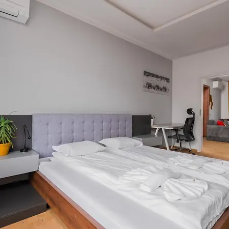 The Honeycomb Hideaway By Flat Mаnager Sofia