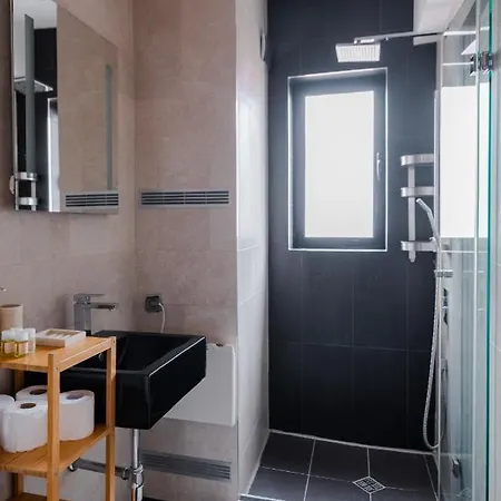 The Honeycomb Hideaway By Flat Mаnager