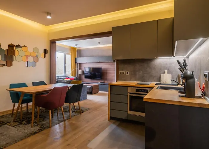 The Honeycomb Hideaway By Flat Mаnager *