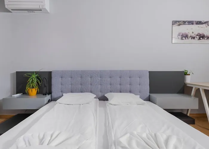 The Honeycomb Hideaway By Flat Mаnager