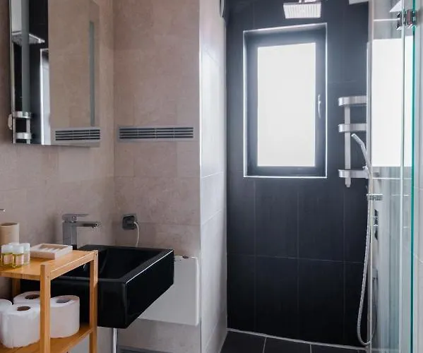 The Honeycomb Hideaway By Flat Mаnager